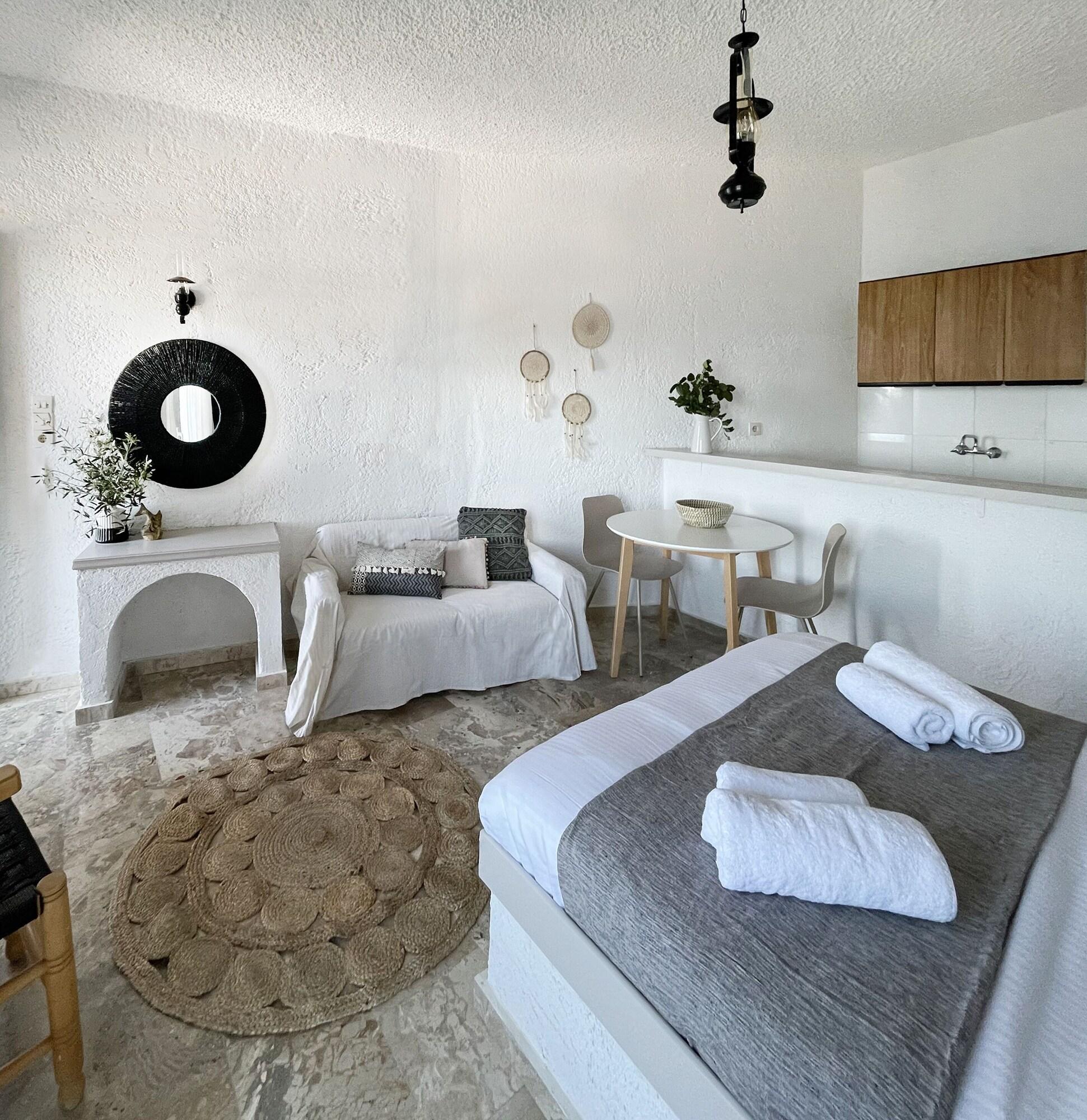 Achlia Hotel エクステリア 写真